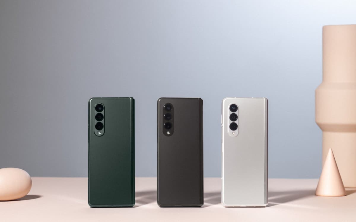 Végre bemutatták a Galaxy Z Fold 3-at