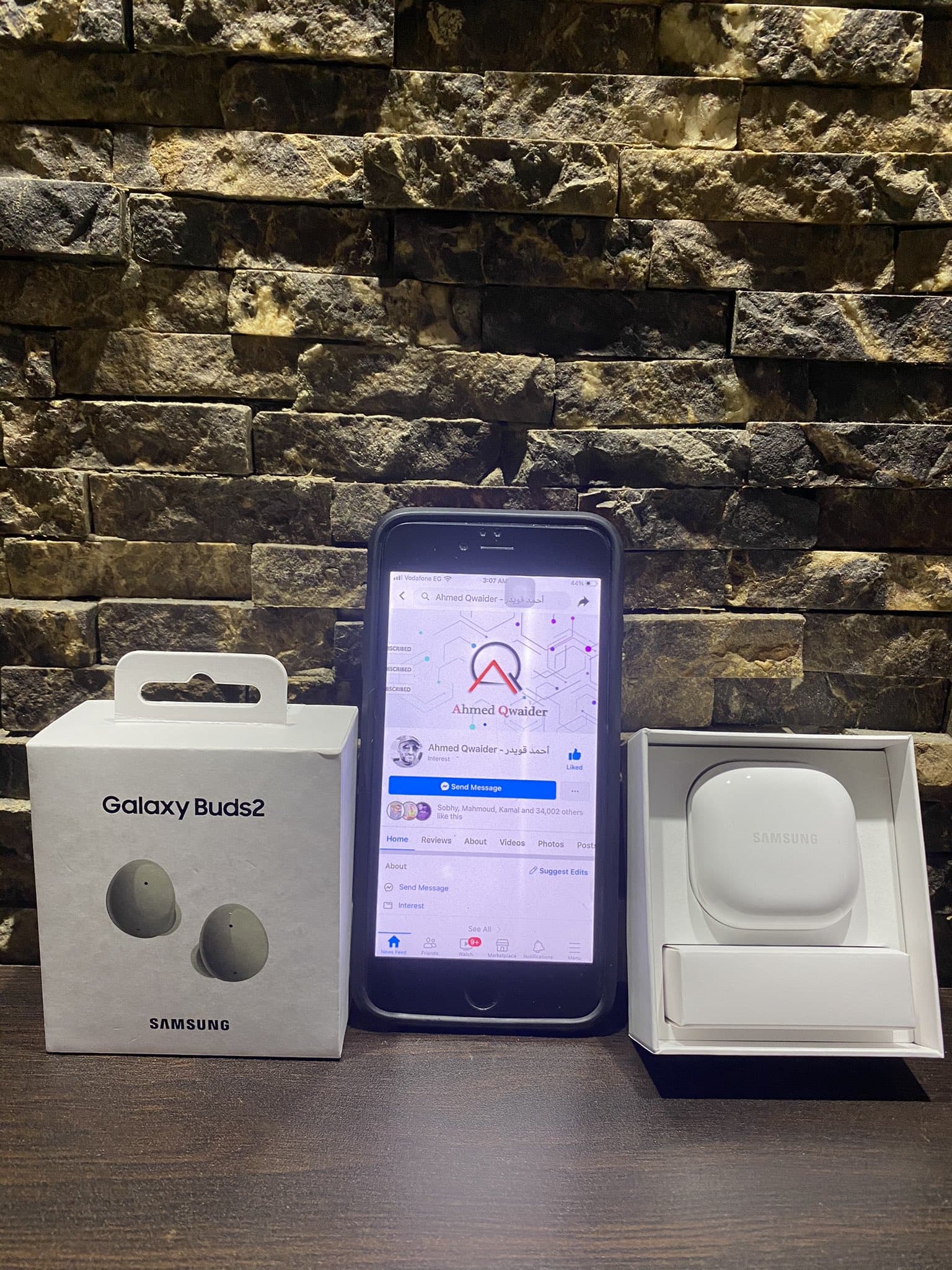 Valakinek már van Galaxy Buds2 fülese