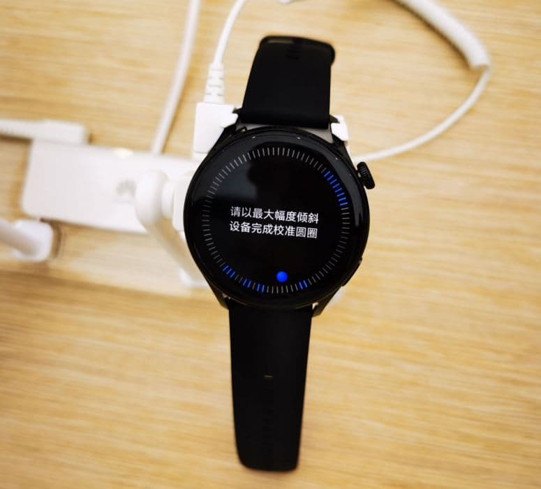 Kémfotókon a Huawei Watch 3