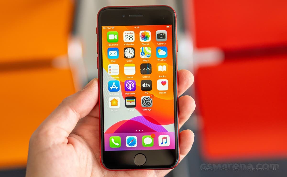 5G-vel jön az új iPhone SE 2022-ben
