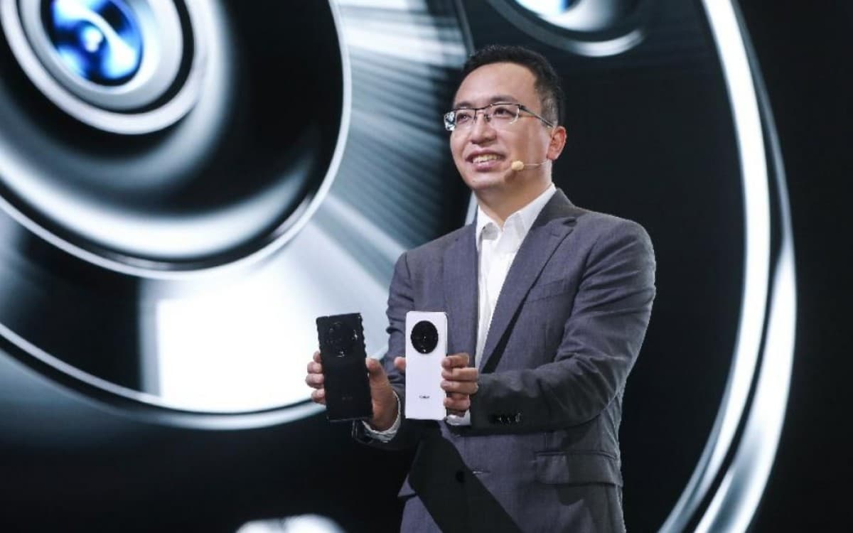 Itt a Honor zászlóshajója