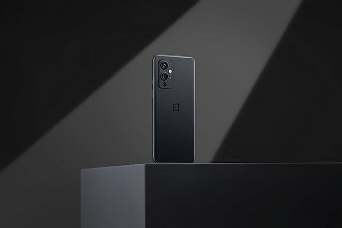 A OnePlus 9 ára 300 ezer forint lett