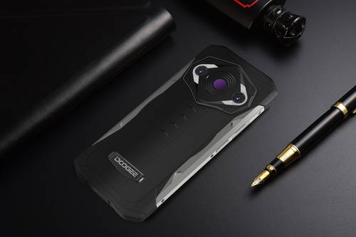 Hamarosan jön a Doogee S98 Pro hőképalkotással és földönkívüli dizájnnal