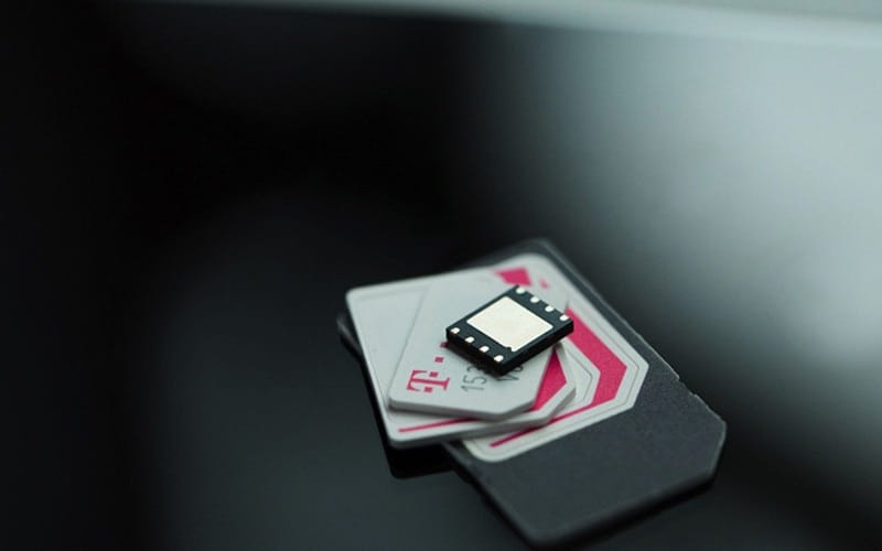 A két SIM-kártyás okostelefonok és az eSIM-ek térnyerése a második telefon halálát jelentik