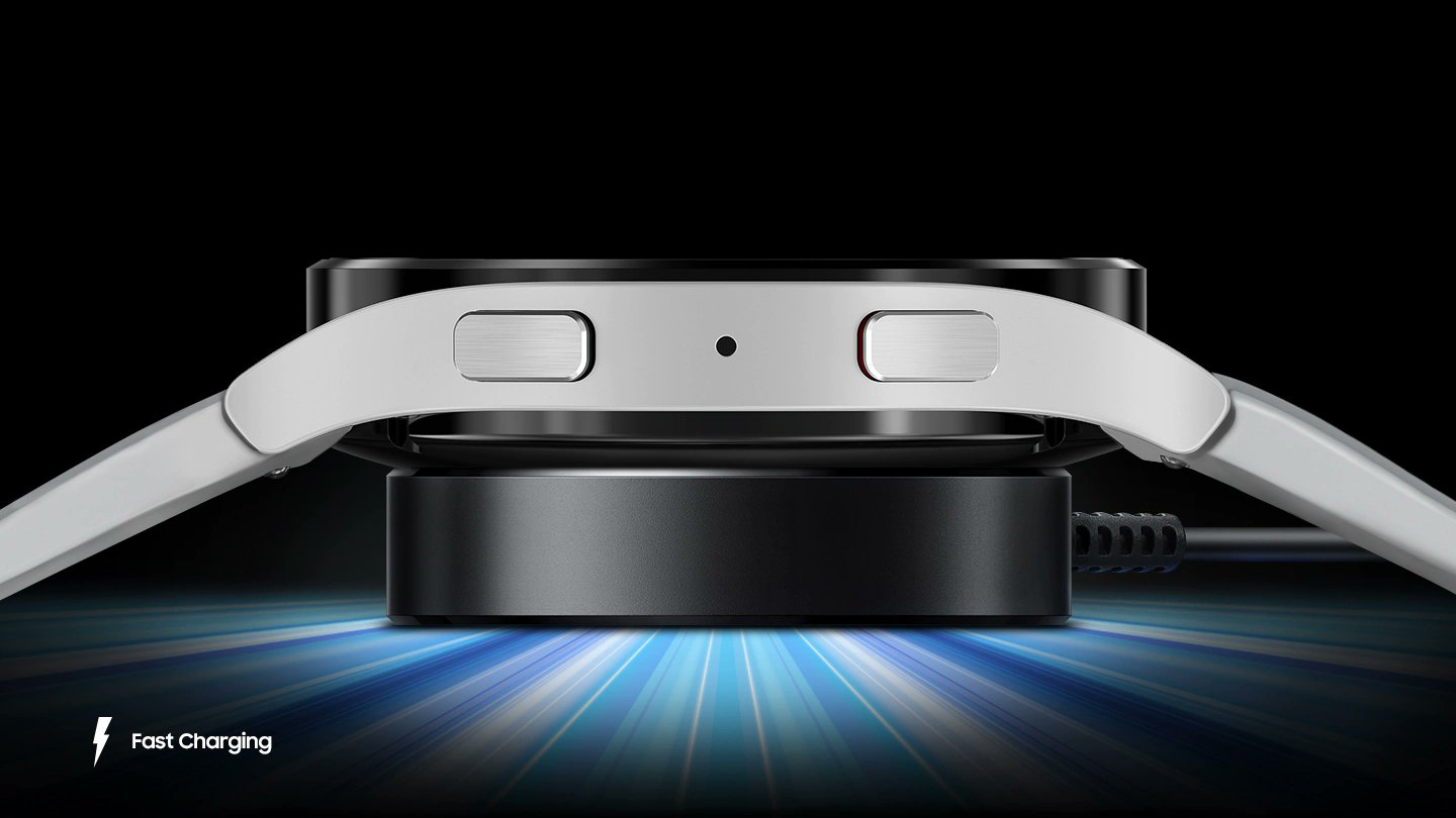 Gyorsabb töltéssel érkezik az új Galaxy Watch5 okosóra