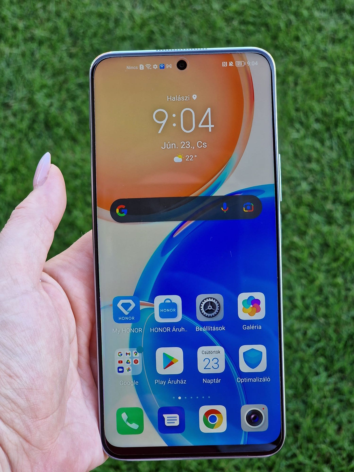 Honor X8: olcsó telefon egy kis flagship beütéssel