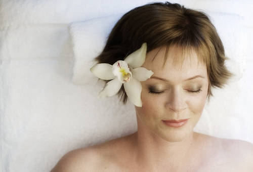 Bőrmegújító kezelések a fiatalodás szolgálatában