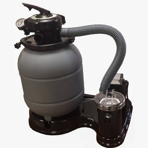 A medence tisztítása házilag is könnyen megy