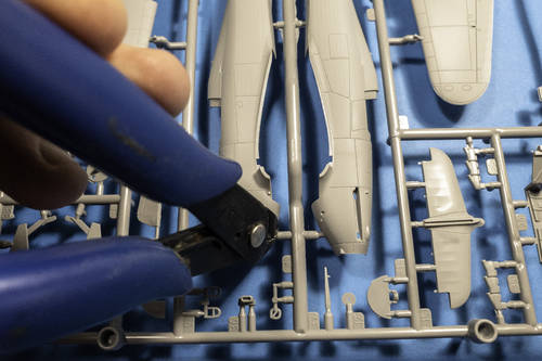 A makettezés nulladik lépése, az alkatrészek leválasztása