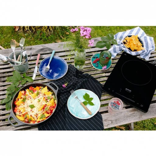 Gyorsaság és biztonság a konyhában - az indukciós főzőlap előnyei