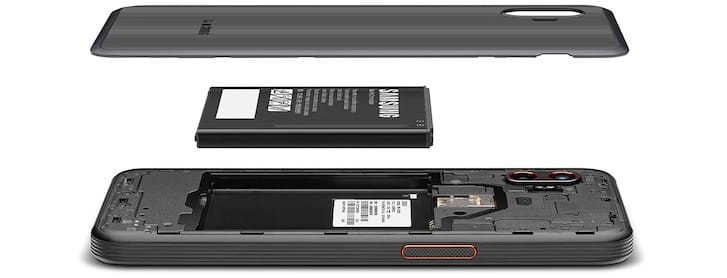 Az új uniós jogszabály visszahozhatja a házilag cserélhető okostelefon akksikat