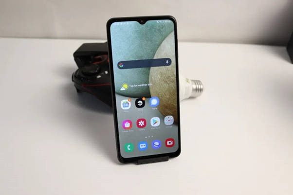 A Xiaomi Redmi Note 11 és a Samsung Galaxy A12 összehasonlítása: Melyik telefon jobb játékhoz?