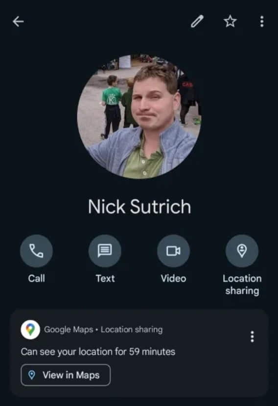 A Google Névjegyek app megmutathatja, hol vannak az ismerősei