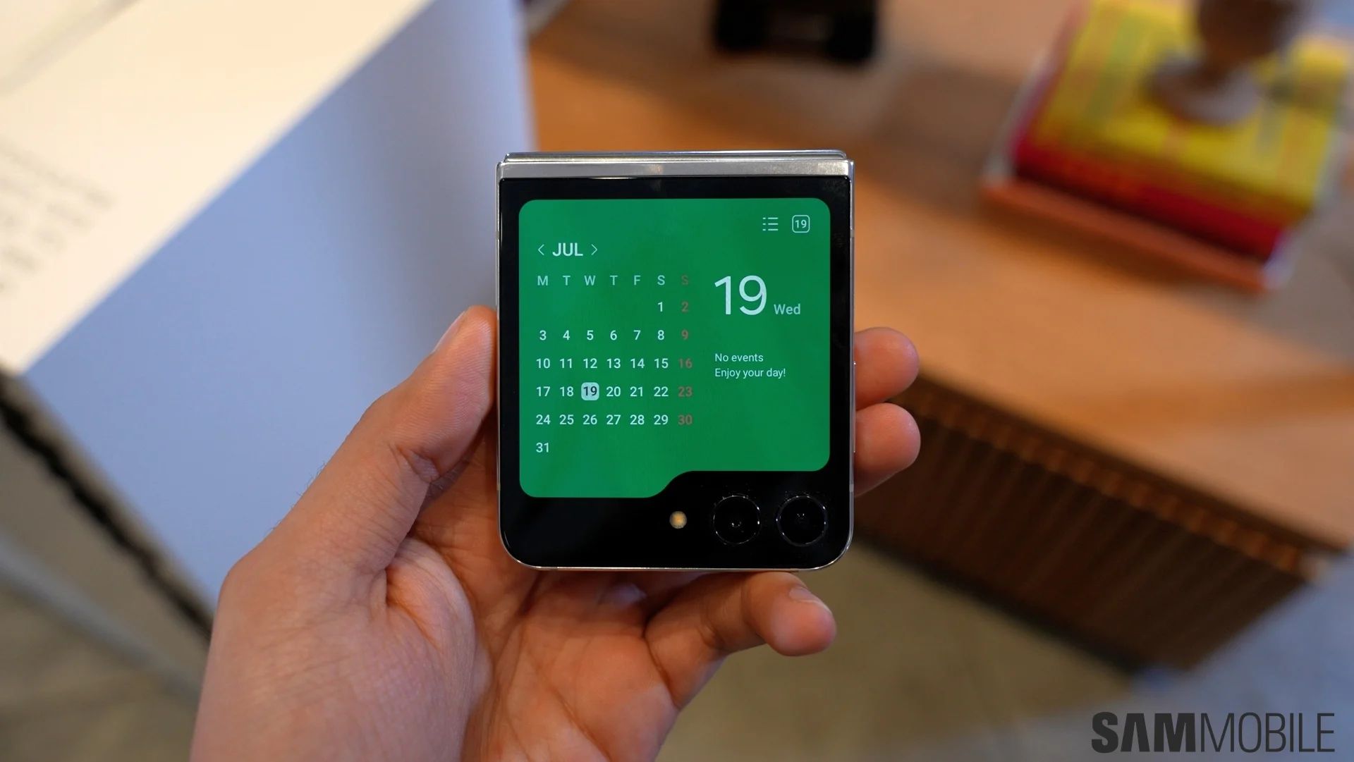 A Galaxy Z Flip5 borítóképernyőjén bármilyen app futtatható