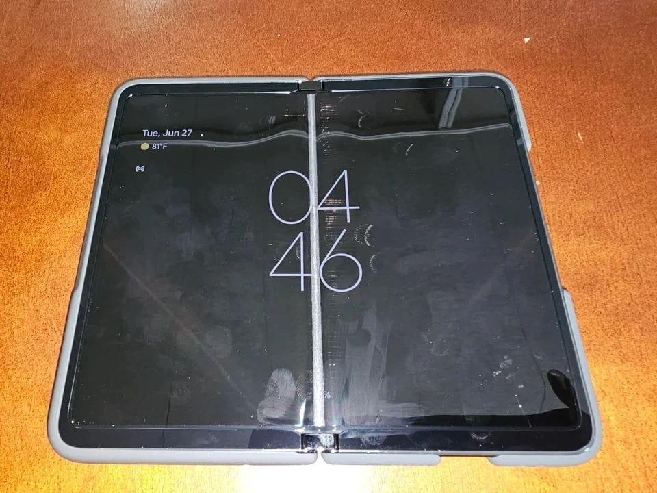 Ciki: öt óra alatt tönkrement a Pixel Fold kijelzője