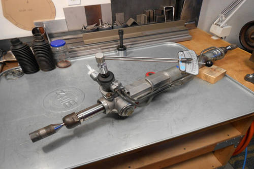 Lehet karambolos kormányművet javítani?