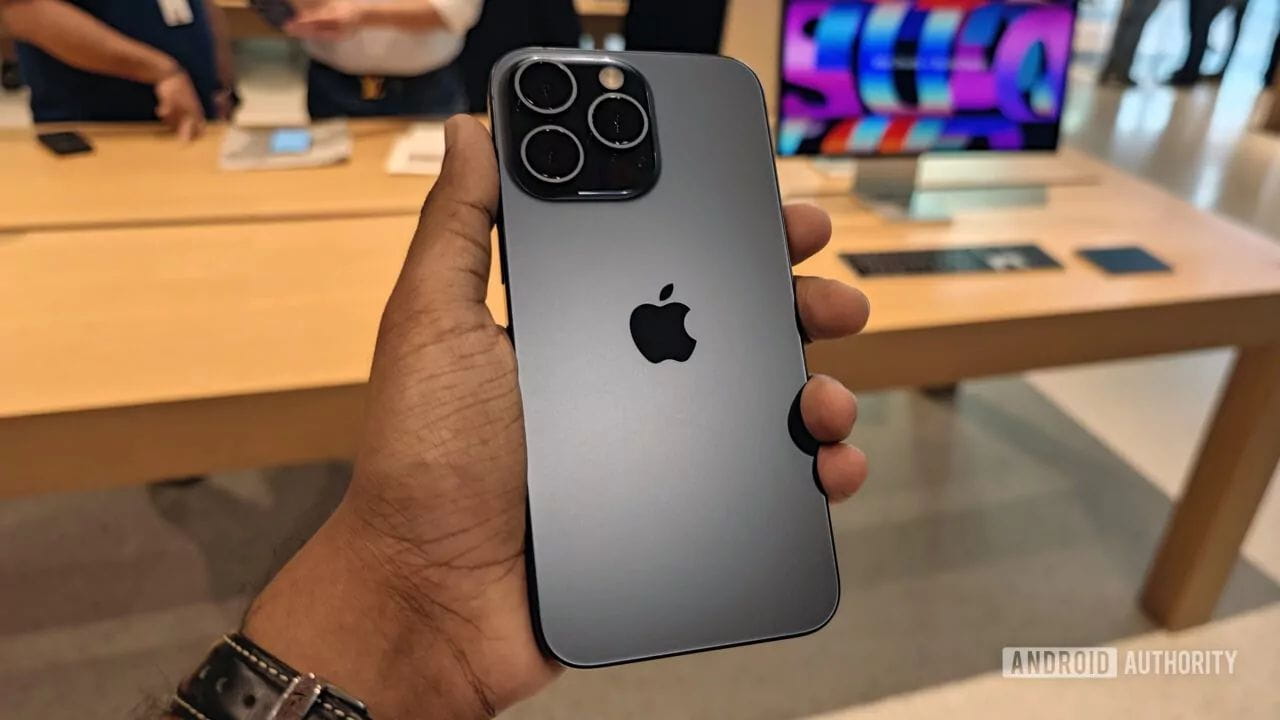 Az Apple szerint „nagy félreértés” van az iPhone-ok sideloadingjával kapcsolatban