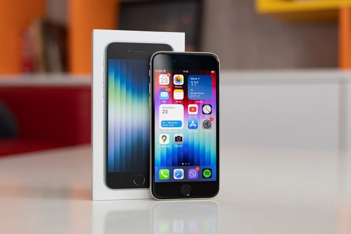 Egy új hír számos izgalmas részletet közöl az Apple iPhone SE 4-ről