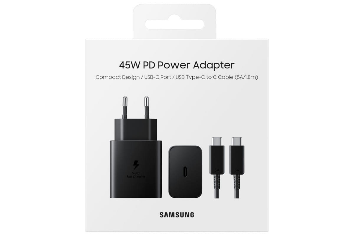 A Samsung egy 50W-os dupla USB-C töltőn és egy új 45W-os töltőn dolgozik