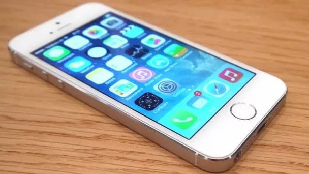 Valószínűleg itt az ideje eldobni az iPhone 4-et