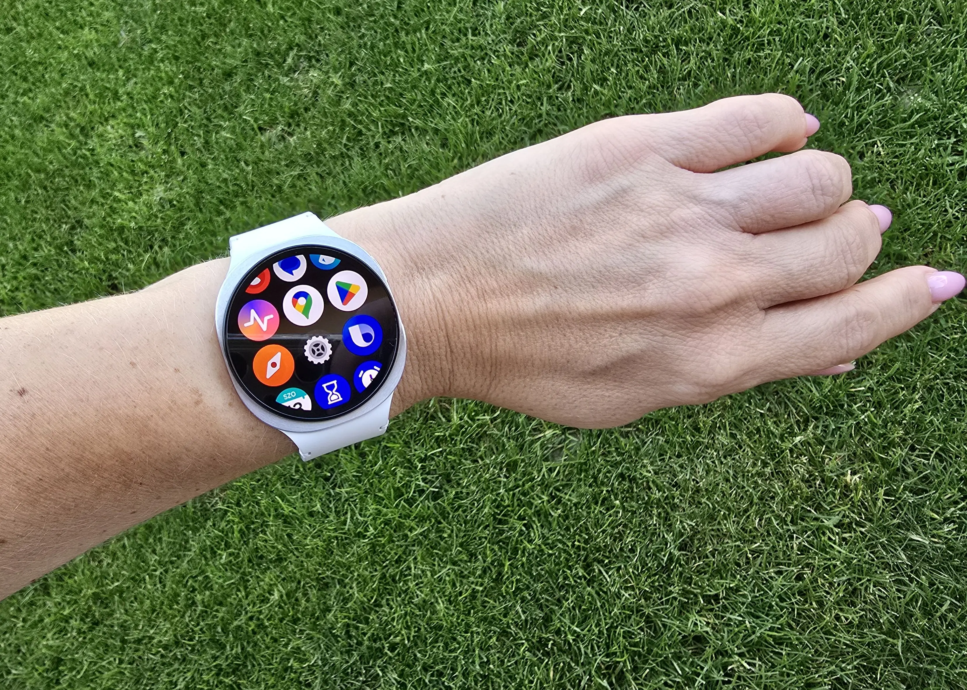 Samsung Galaxy Watch8 teszt – Elképesztően kényelmes, szinte elfelejted, hogy viseled