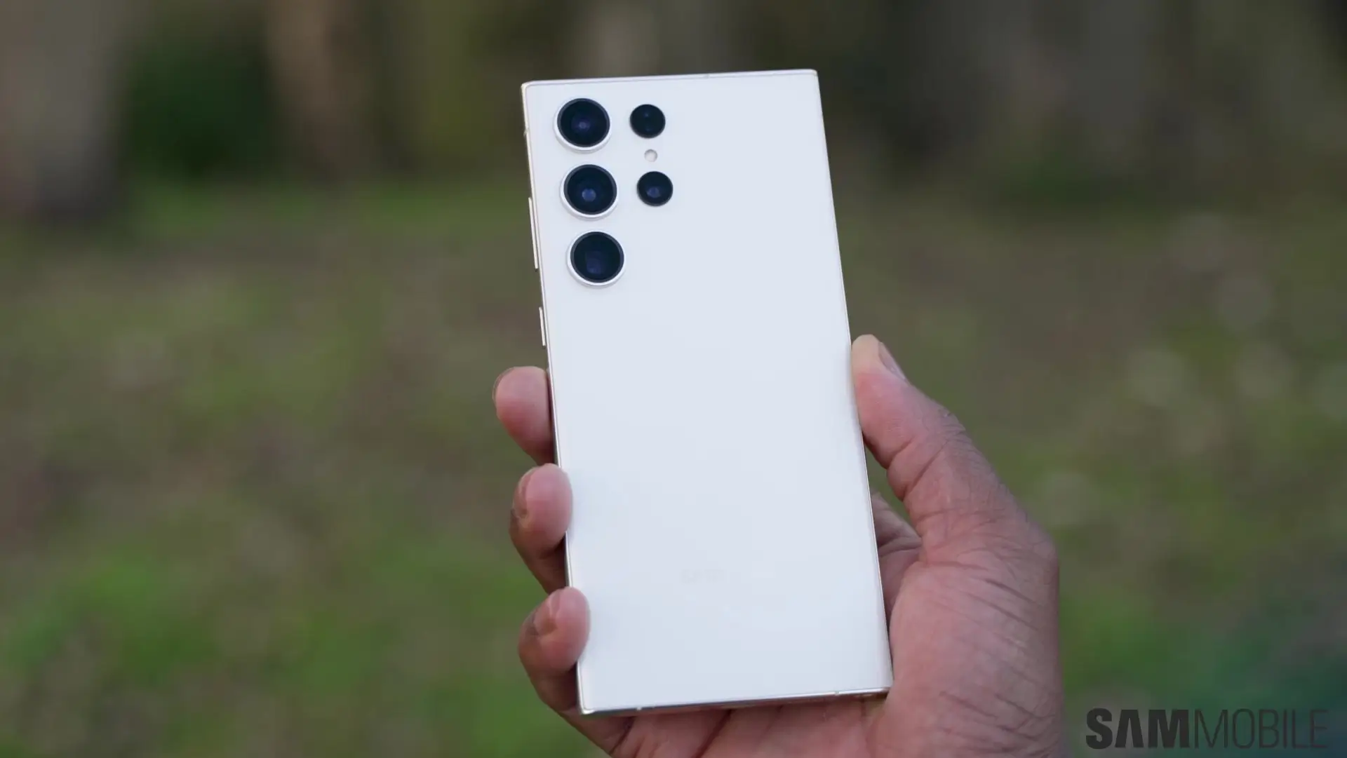 A Galaxy S23 Ultra 10x zoomját hiányolja minden fotós – miért volt ez a Samsung egyik legjobb kameramegoldása?