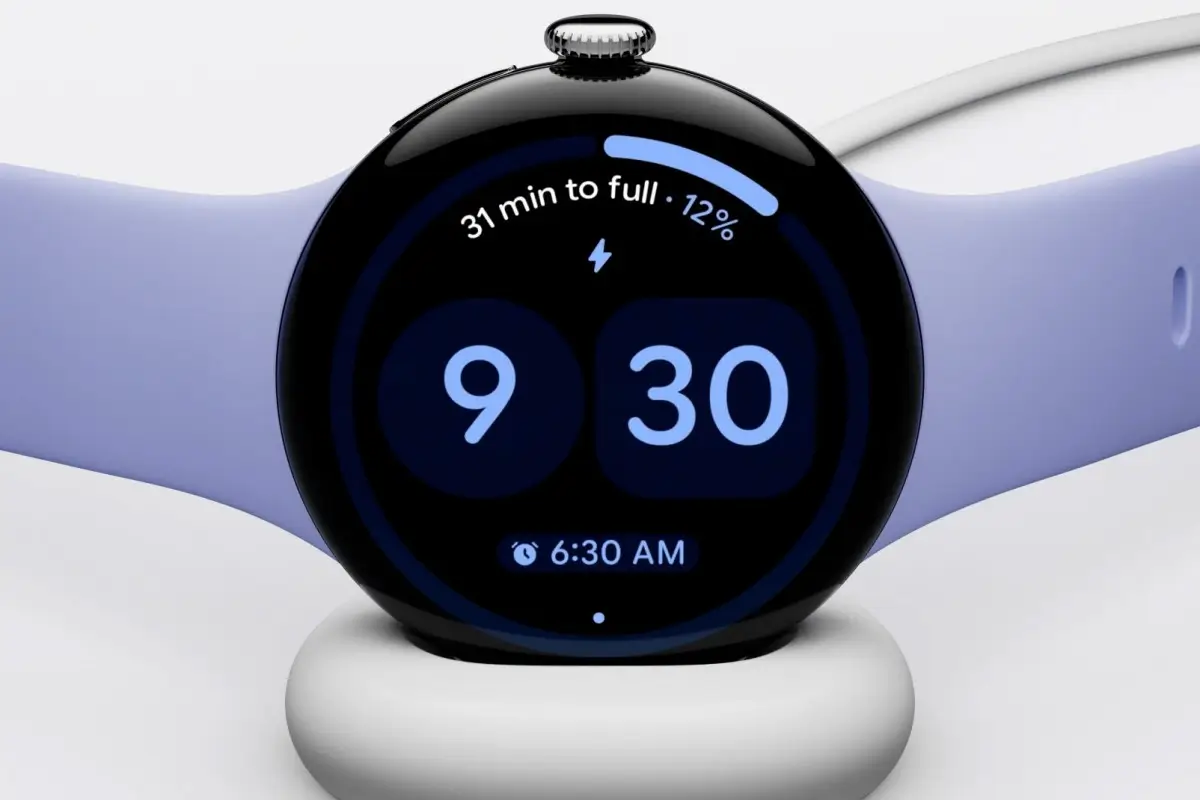 Pixel Watch 4 és Pixel Buds 2a: hosszabb üzemidő, zajszűrés és AI a csuklón