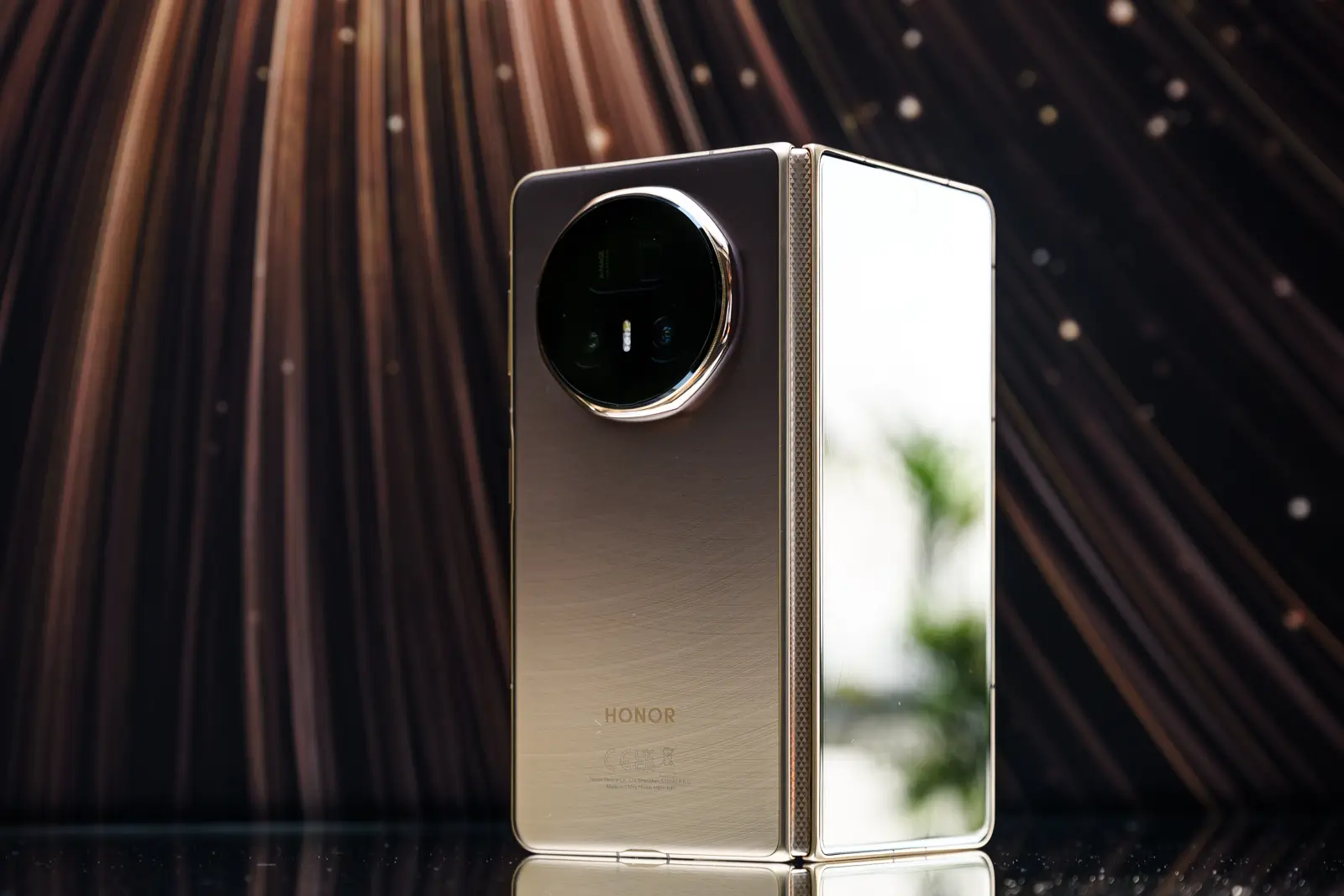 HONOR Magic V5 hajlítható telefon magyar premier – erős ár, funkciók, megjelenés