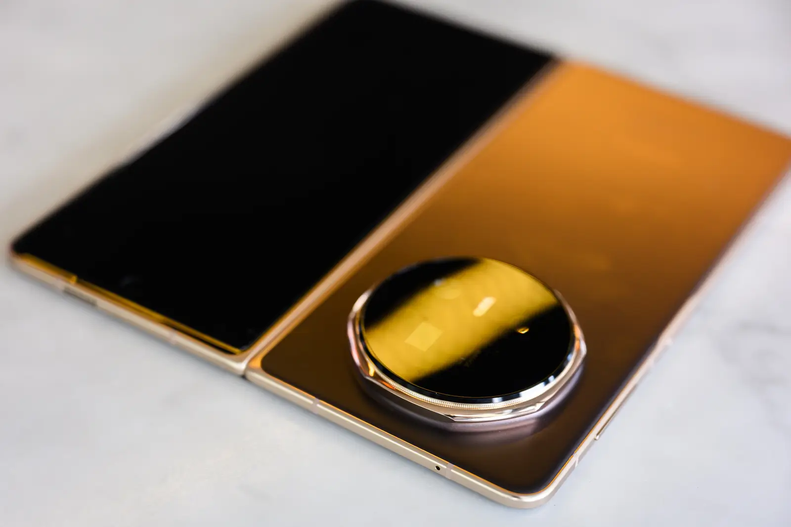 HONOR Magic V5 hajlítható telefon magyar premier – erős ár, funkciók, megjelenés