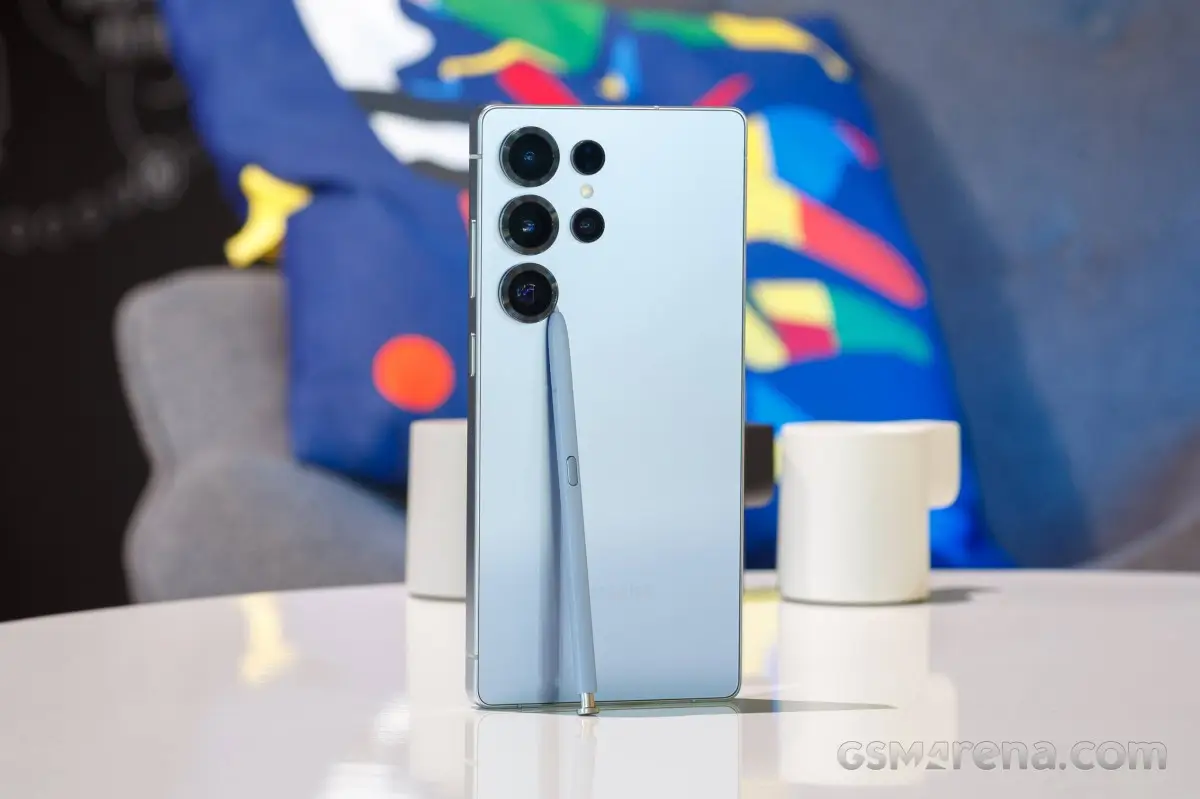 Pletyka: A Samsung Galaxy S26 Ultra akkumulátorkapacitása kevesebb lesz, mint 6.000 mAh