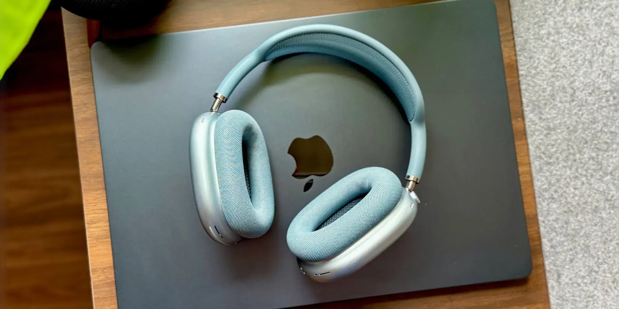 AirPods Max 2 vs AirPods Max: minden különbség