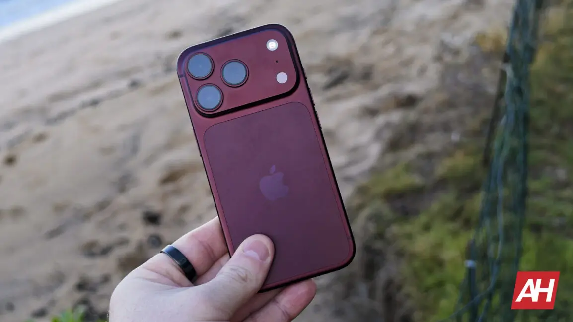 Az Apple teljesen átalakíthatja az iPhone-ok megjelenési rendjét