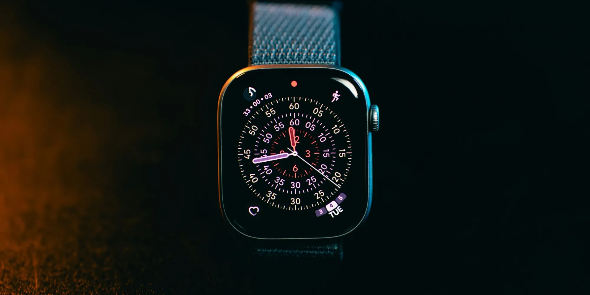 Új chip és komoly egészségügyi fejlesztések jöhetnek az Apple Watch Ultra 4 és Series 12 modellekbe