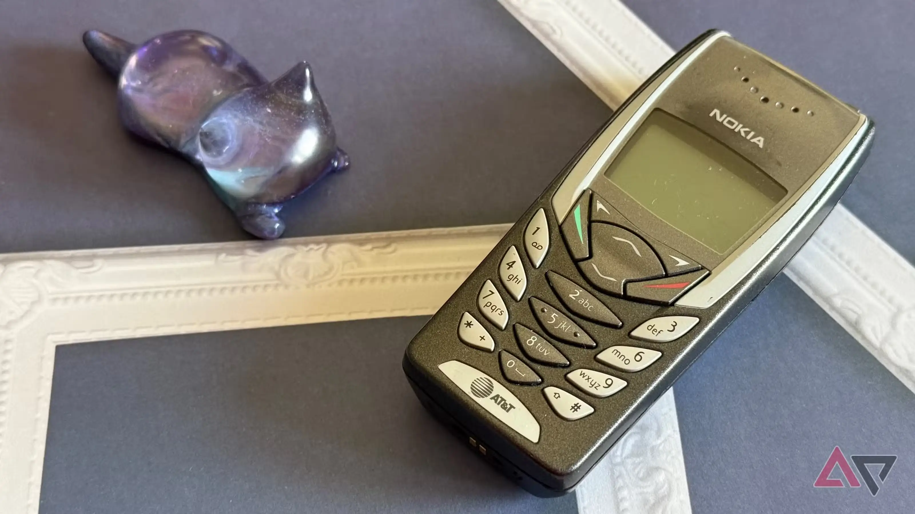 16 év késéssel érkezett meg egy mobiltelefon rendelés – és a reakció mindent megért