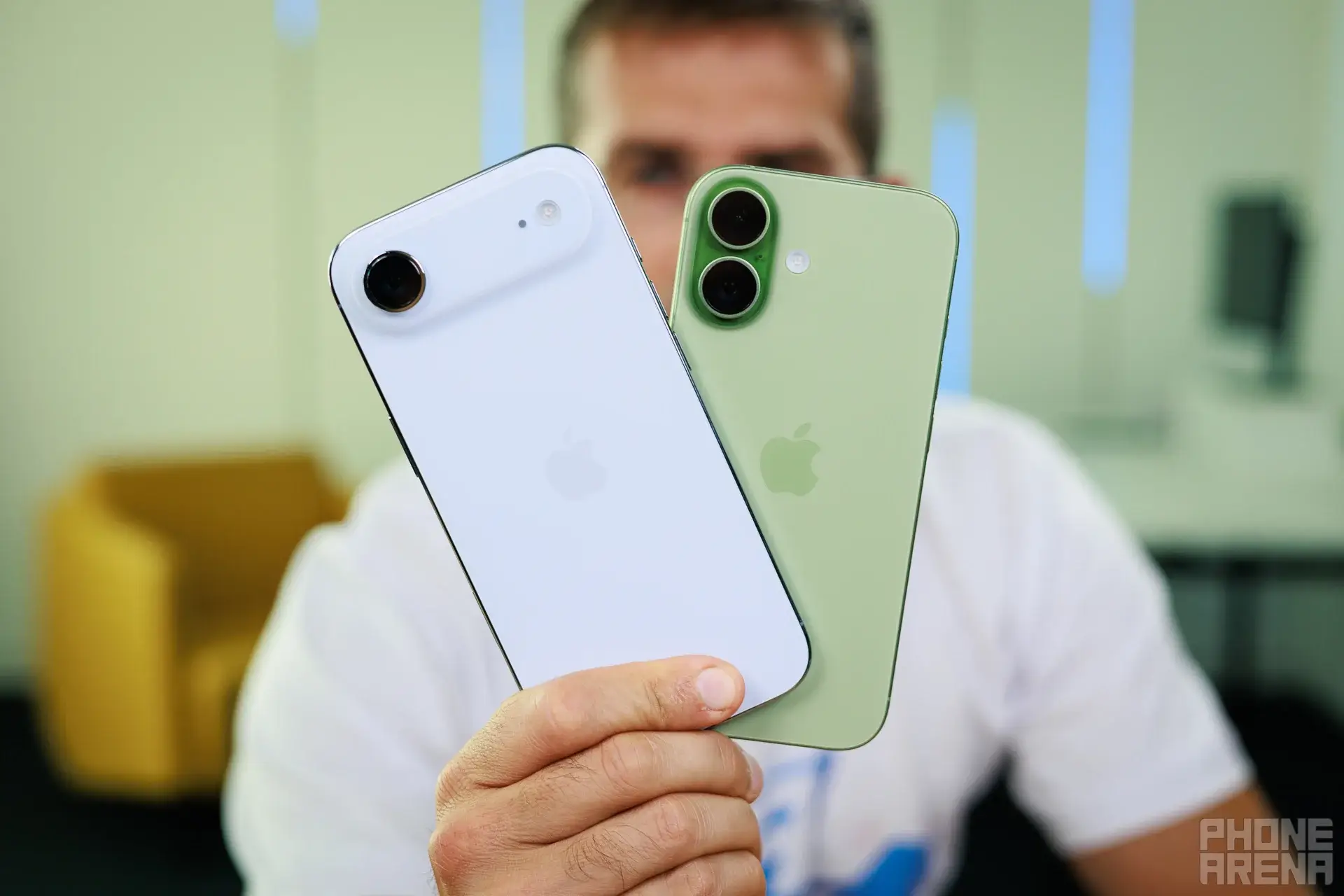 Három zseniális ok, amiért az Apple elhalasztotta az alap iPhone 18-at