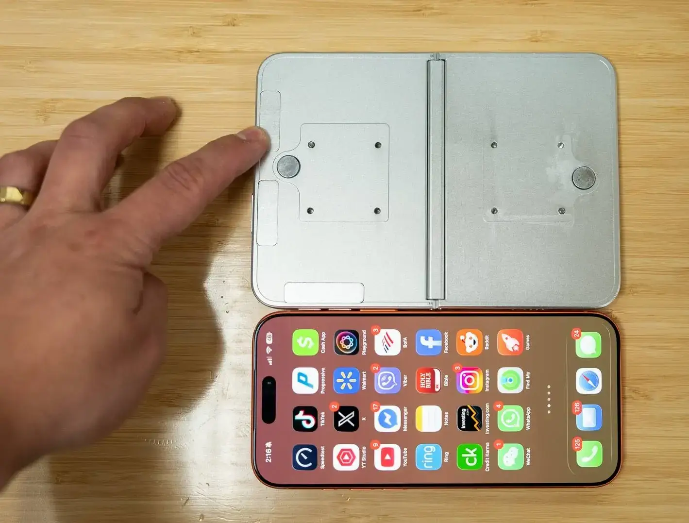 Meglepően kicsi lehet az iPhone Ultra – és pontosan ez benne a lényeg