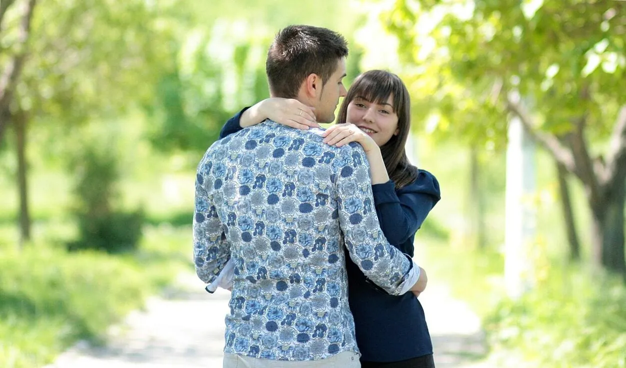 A szerelem szakaszai: hogyan fejlődik a párkapcsolat a hétköznapokban?