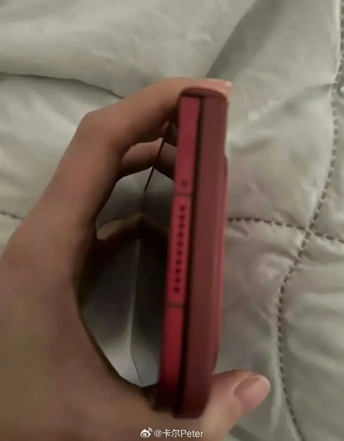 Új képeken a Xiaomi 18 Fold, és egyre izgalmasabbnak tűnik