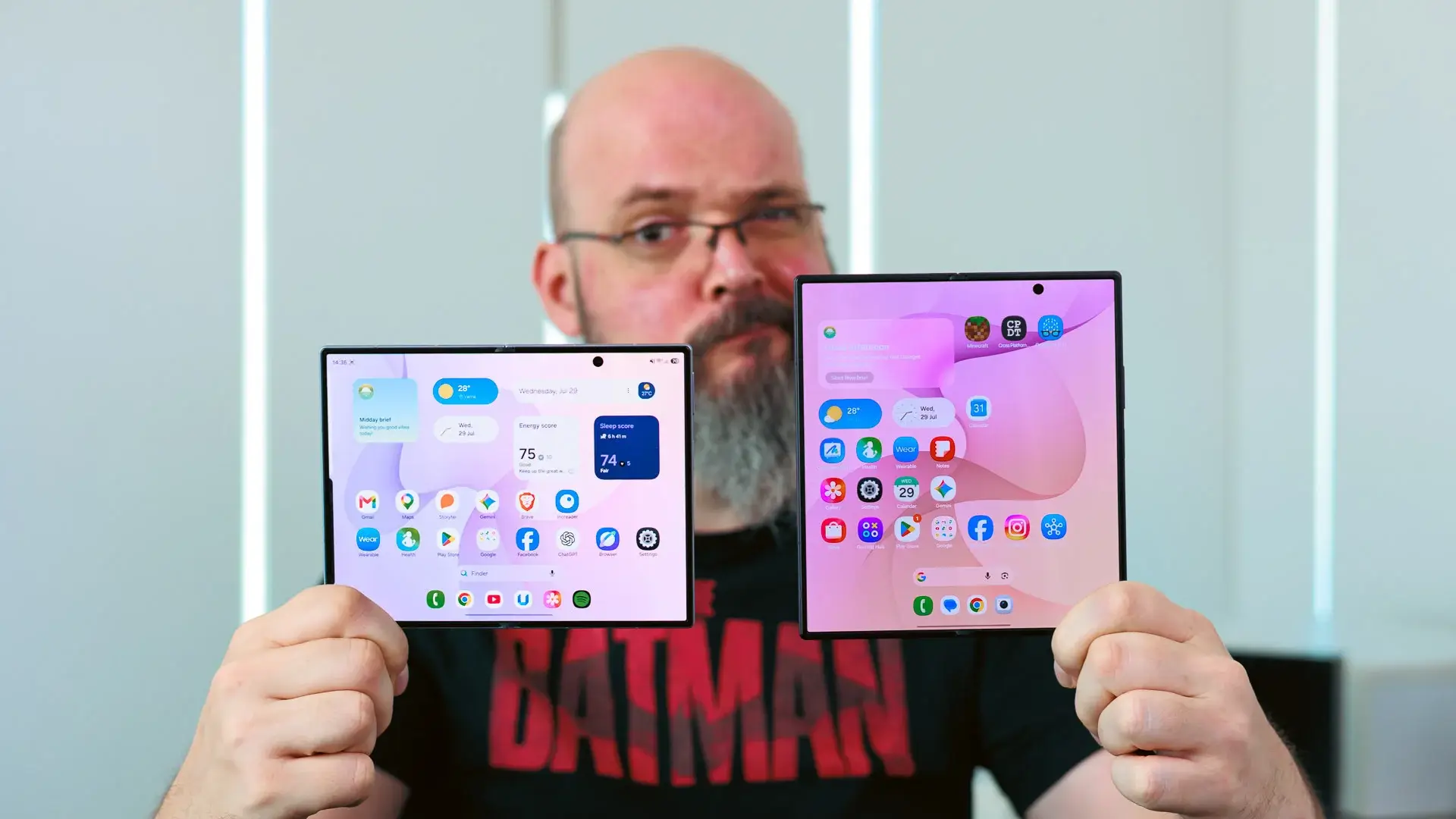 Furcsa kijelző hibára panaszkodnak a Galaxy Z Fold8 tulajdonosai