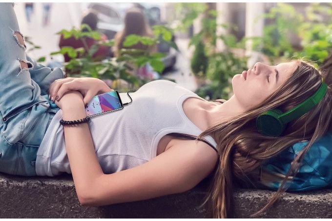 LG G7: 6GB RAM, OLED kijelző