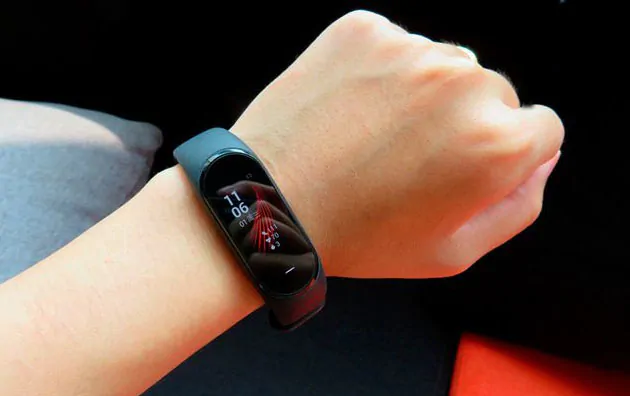 Mikor jön a Xiaomi Mi Band 4?