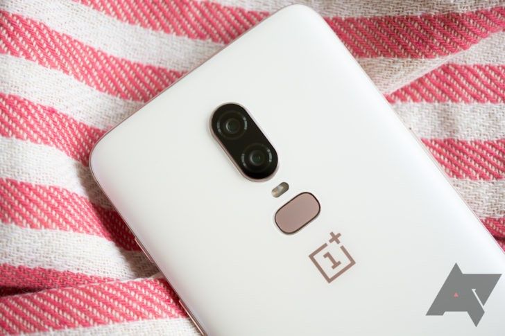 Elkapkodták a fehér OnePlus 6-ot