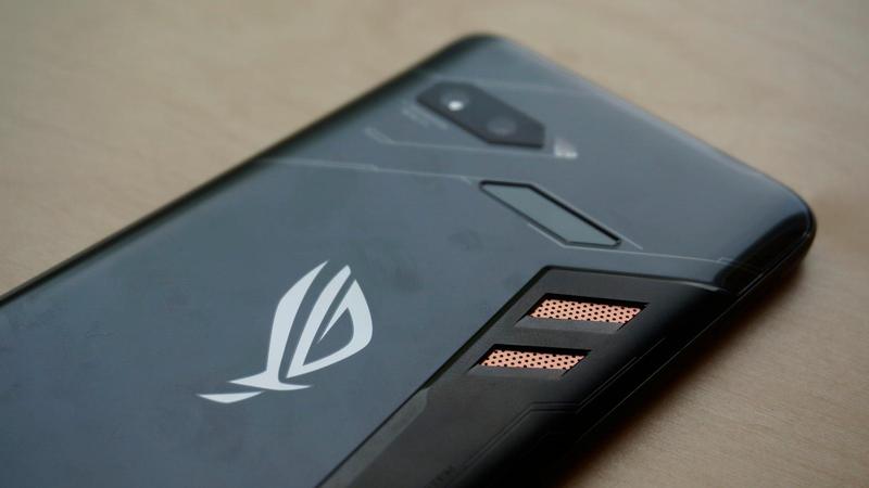 Asus ROG Phone 2 - Snapdragon 855 Plus?!