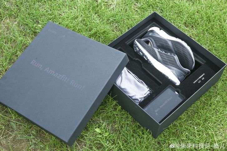 Vetélytársat kap az Apple Watch!