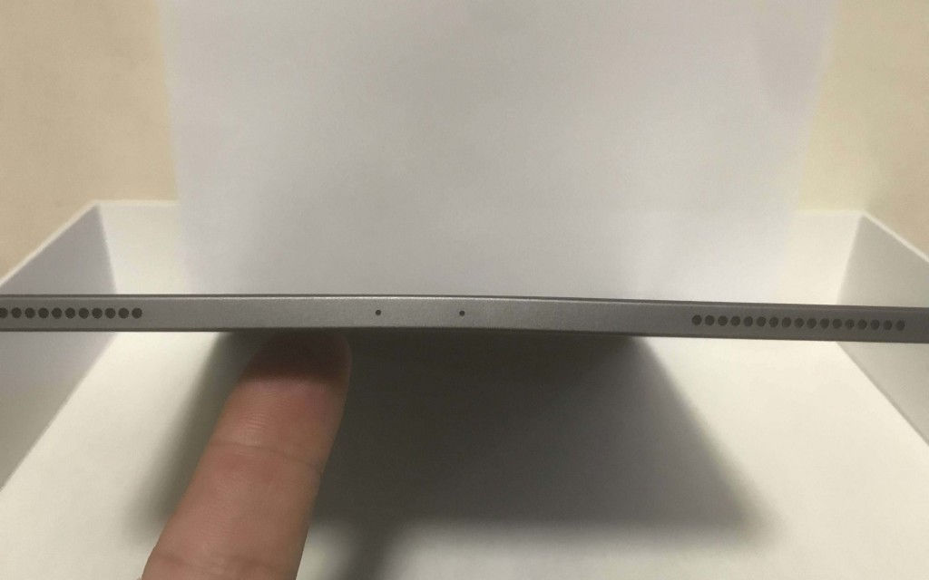 Hajlítva kaptad az iPad-edet? Ez van