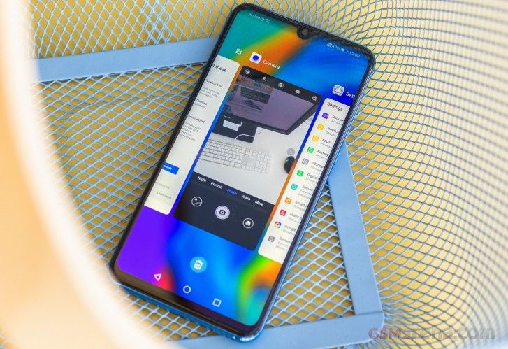 Szintet lép a Huawei mobilok felhasználói felülete