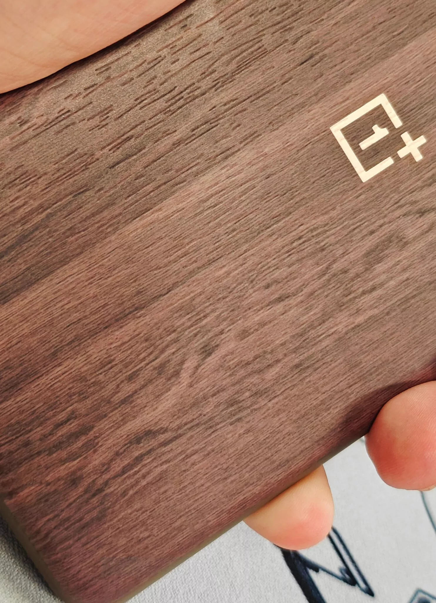 Visszatér a fa hátlaphoz a OnePlus 12?