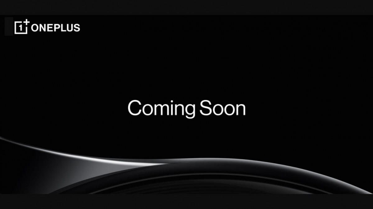 Elég kompakt óra lesz a OnePlus Watch