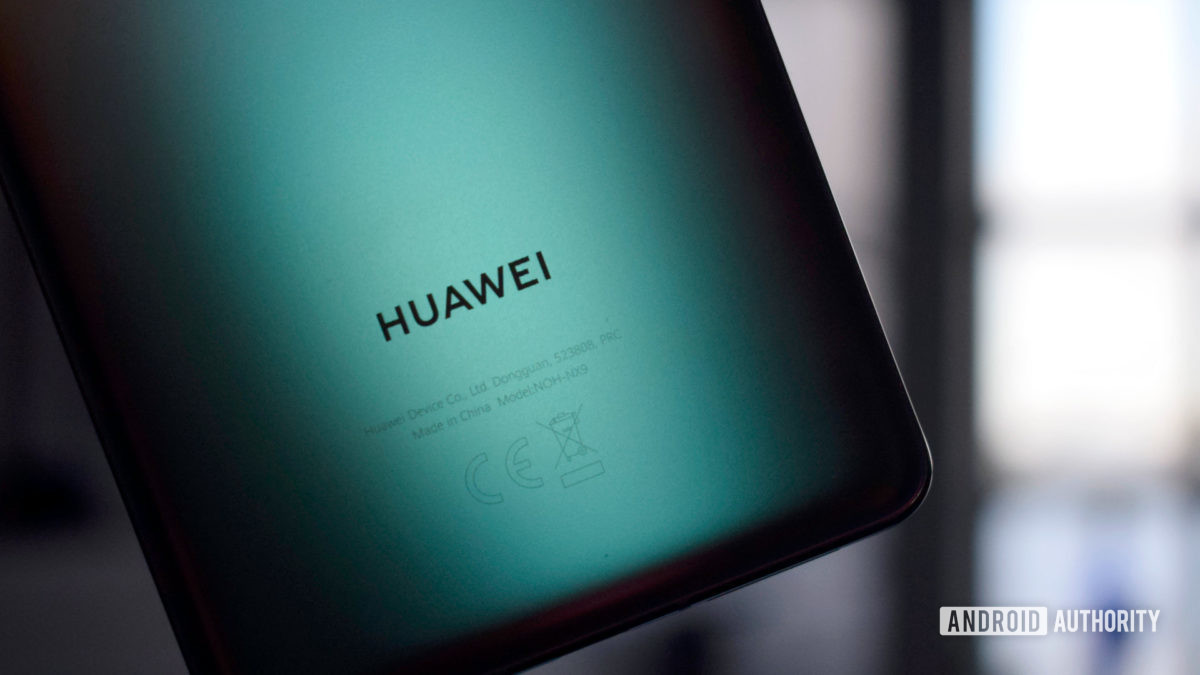 Újabb csapást mért Trump a Huawei-re