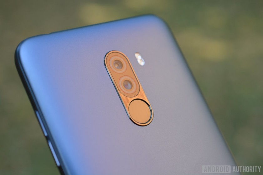 A Xiaomi Pocophone F1 az új OnePlus 6?